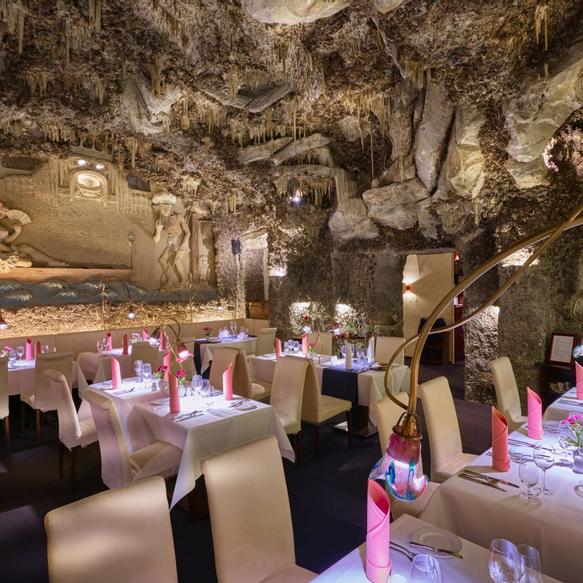 Adria Hotel Prague | Prague | Vychutnejte si TITANIC Gourmet menu v TRITON Restaurantu